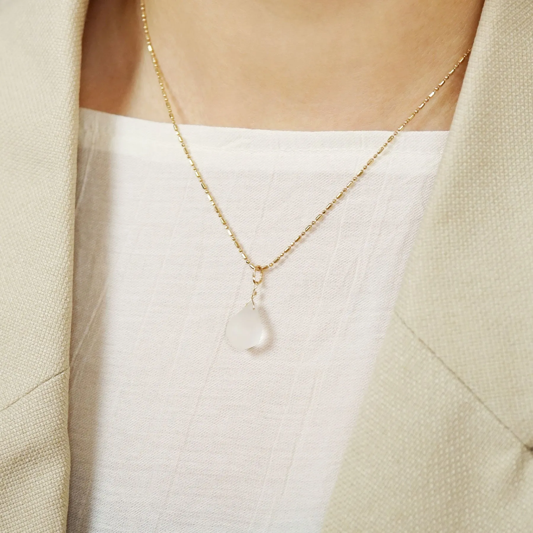10K White Quartz Necklace Charm (Yellow Gold)