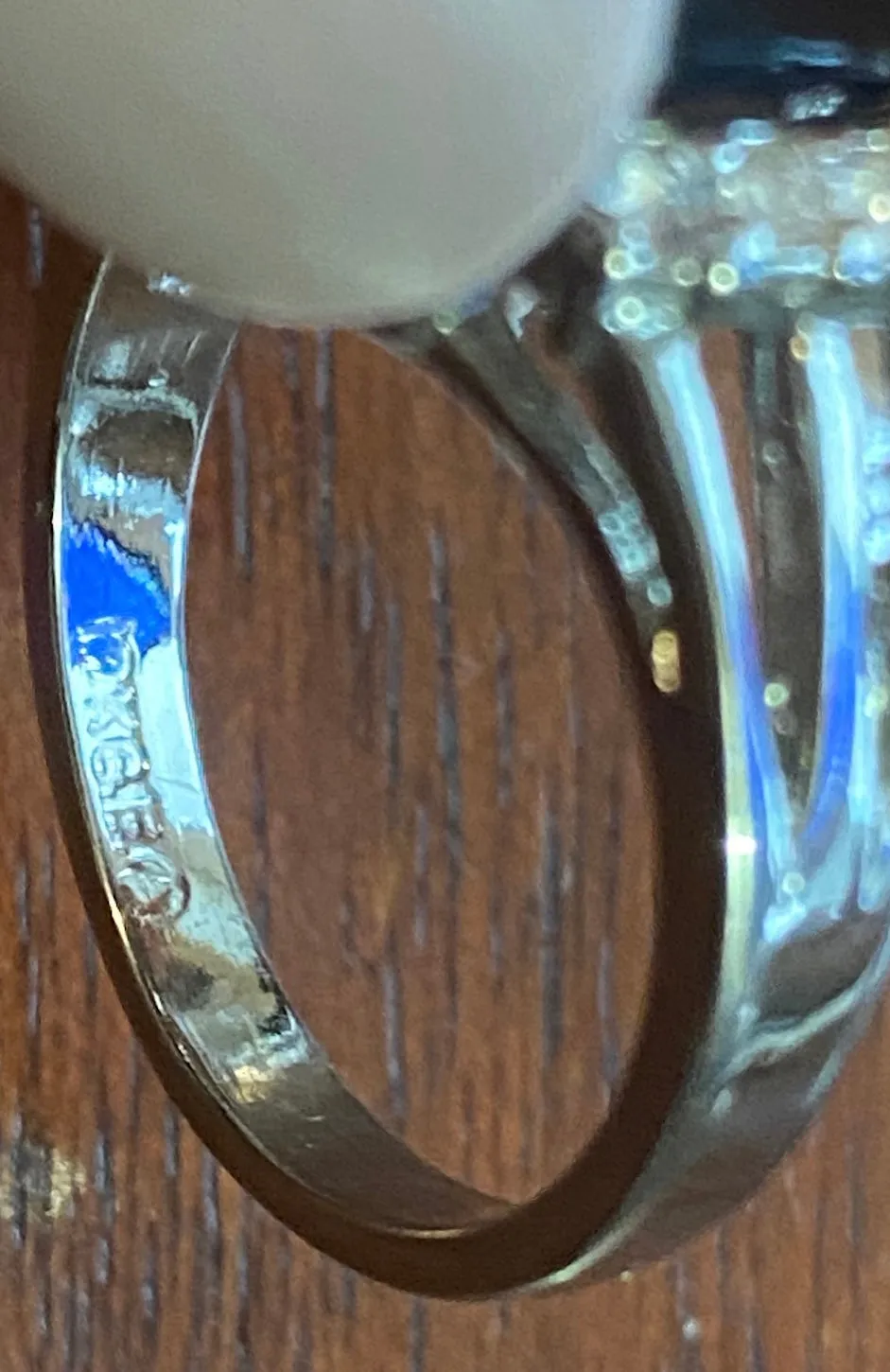 18k GE Blue Simulated Sapphire Crystal Ring Sz 7.75