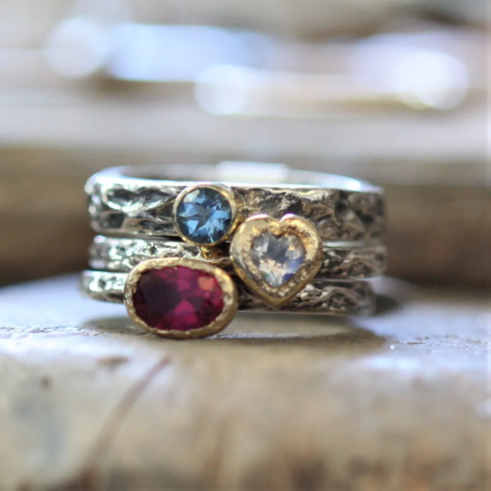 Aquamarine Textured Treasure Ring - 4mm Gemstone