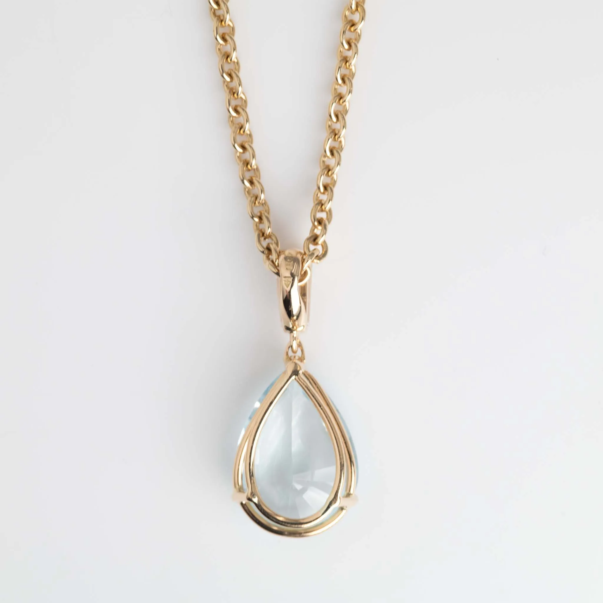 Contemporary 18ct Yellow Gold 5 carat Aquamarine and Diamond Pendant