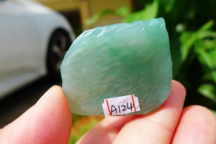 Natural Jade Rough Jadeite Raw (18g,3.6X3X0.7cm)