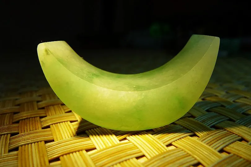 Natural Jade Rough Jadeite Raw (19.6g,3.7X1.7X1cm)