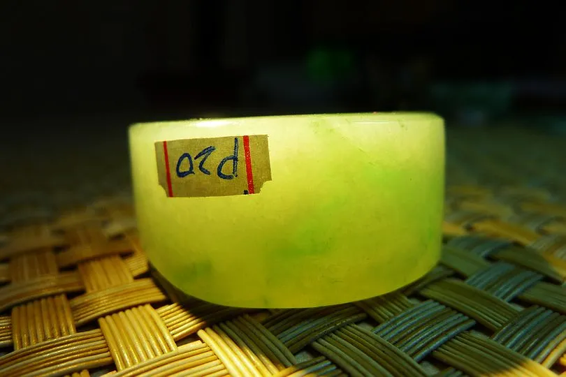 Natural Jade Rough Jadeite Raw (19.6g,3.7X1.7X1cm)