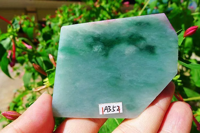 Natural Jade Rough Jadeite Raw (95g,6.6X5.2X0.9cm)