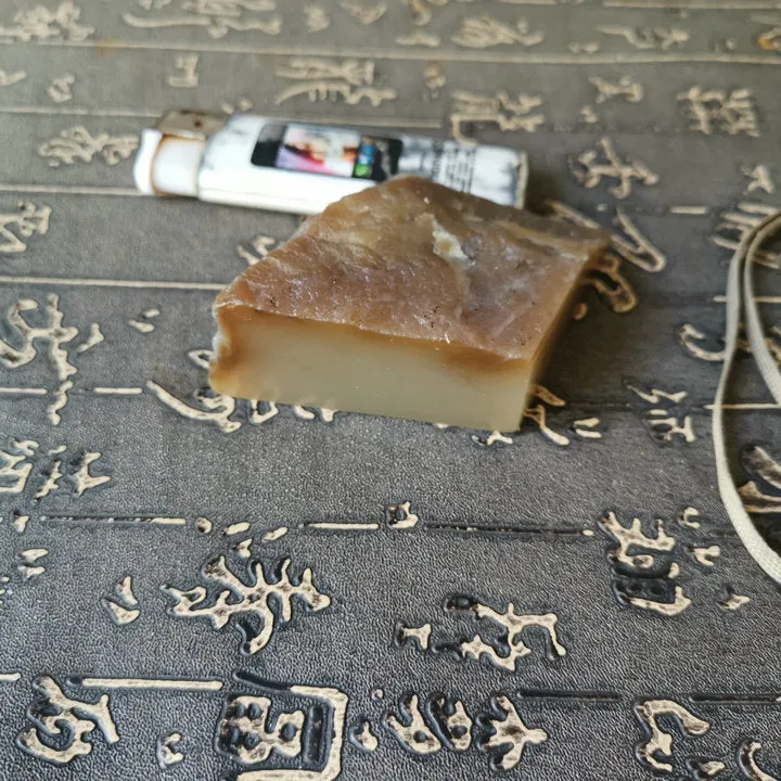 Natural Kunlun Jade Rough Nephrite Raw (156g, 5.5X4X2.5cm)