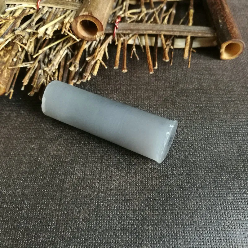 Natural Kunlun Jade Rough Nephrite Raw (46g,6.1X1.8cm)