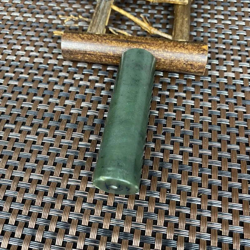 Natural Kunlun Jade Rough Nephrite Raw (47g,6.3X1.7cm)