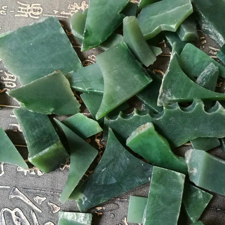 Natural Kunlun Jade Rough Nephrite Raw 550g