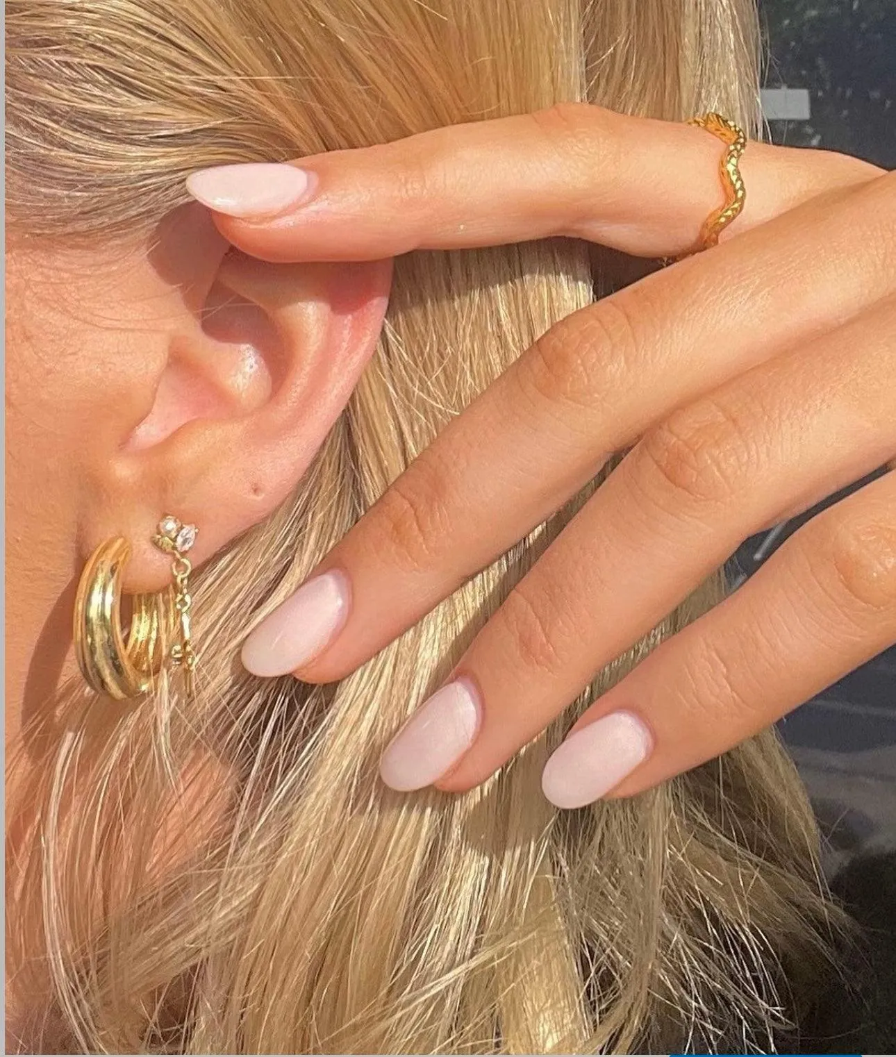 Paris Hoop Earring - Silver