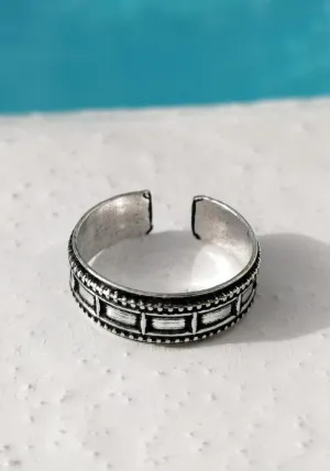 Paved Toe Ring