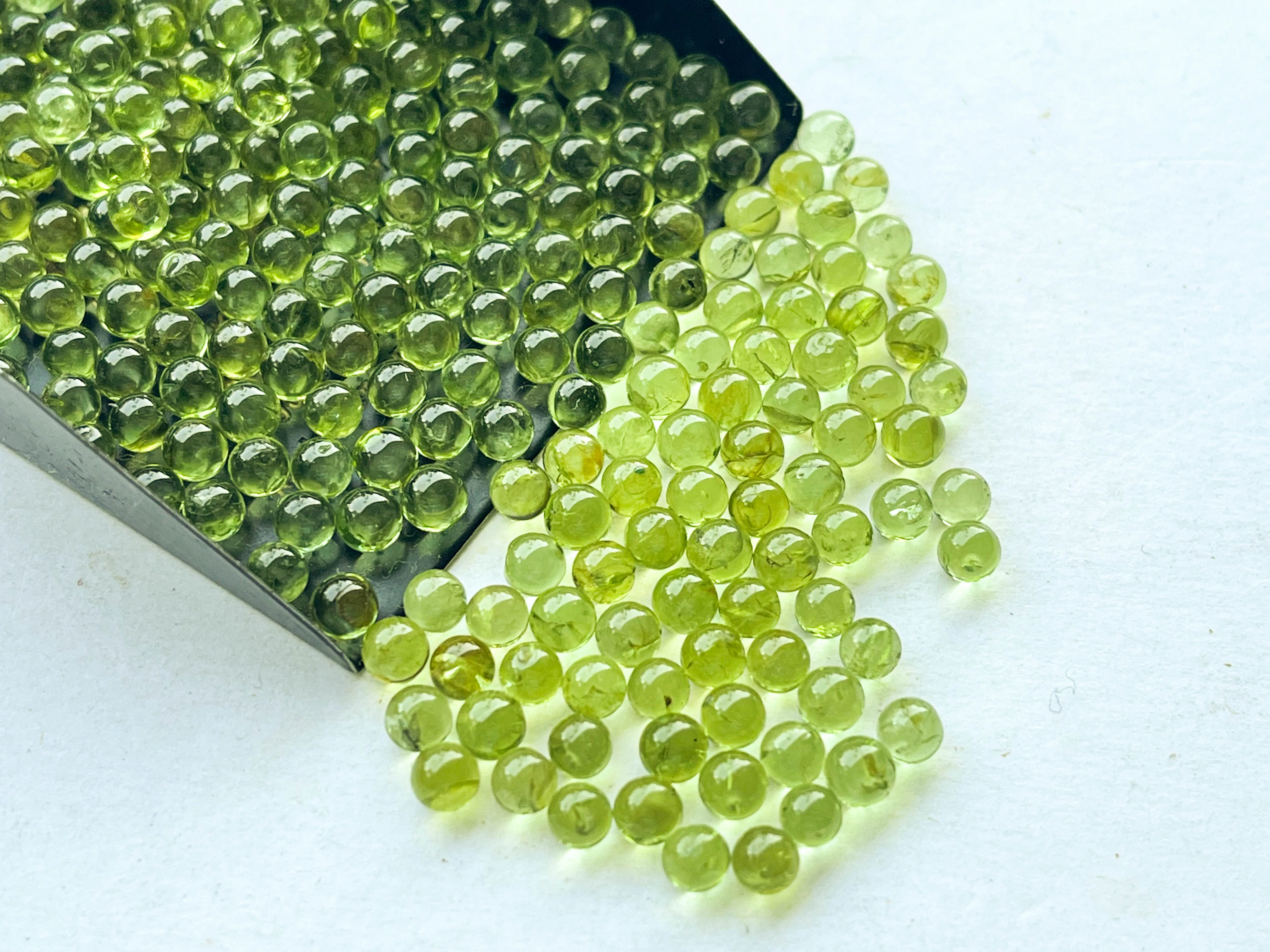 Peridot Smooth Round Spherical Shape loose stone