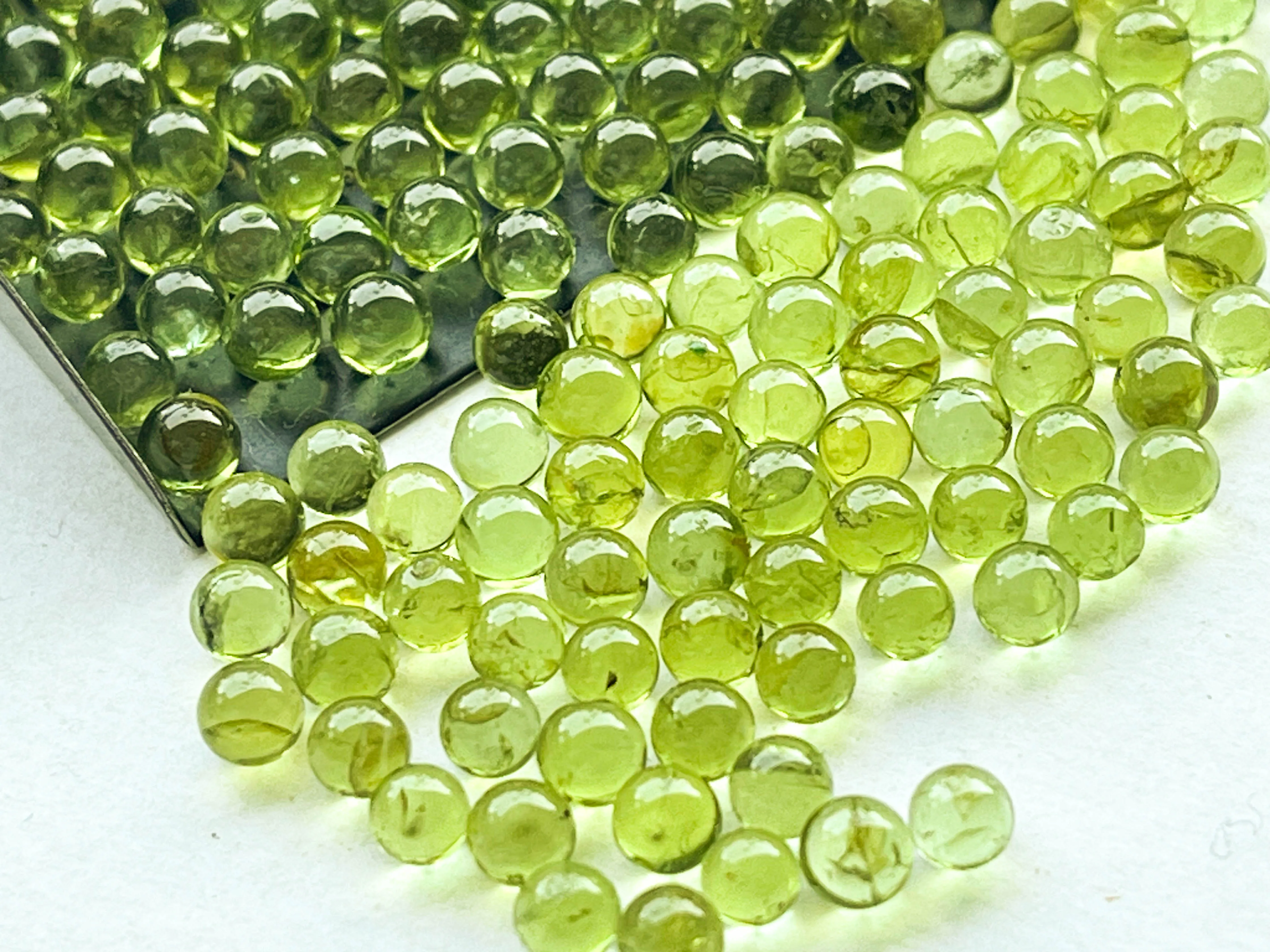 Peridot Smooth Round Spherical Shape loose stone