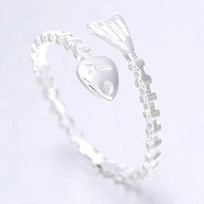 TR39 Silver Fish Bone Toe Ring