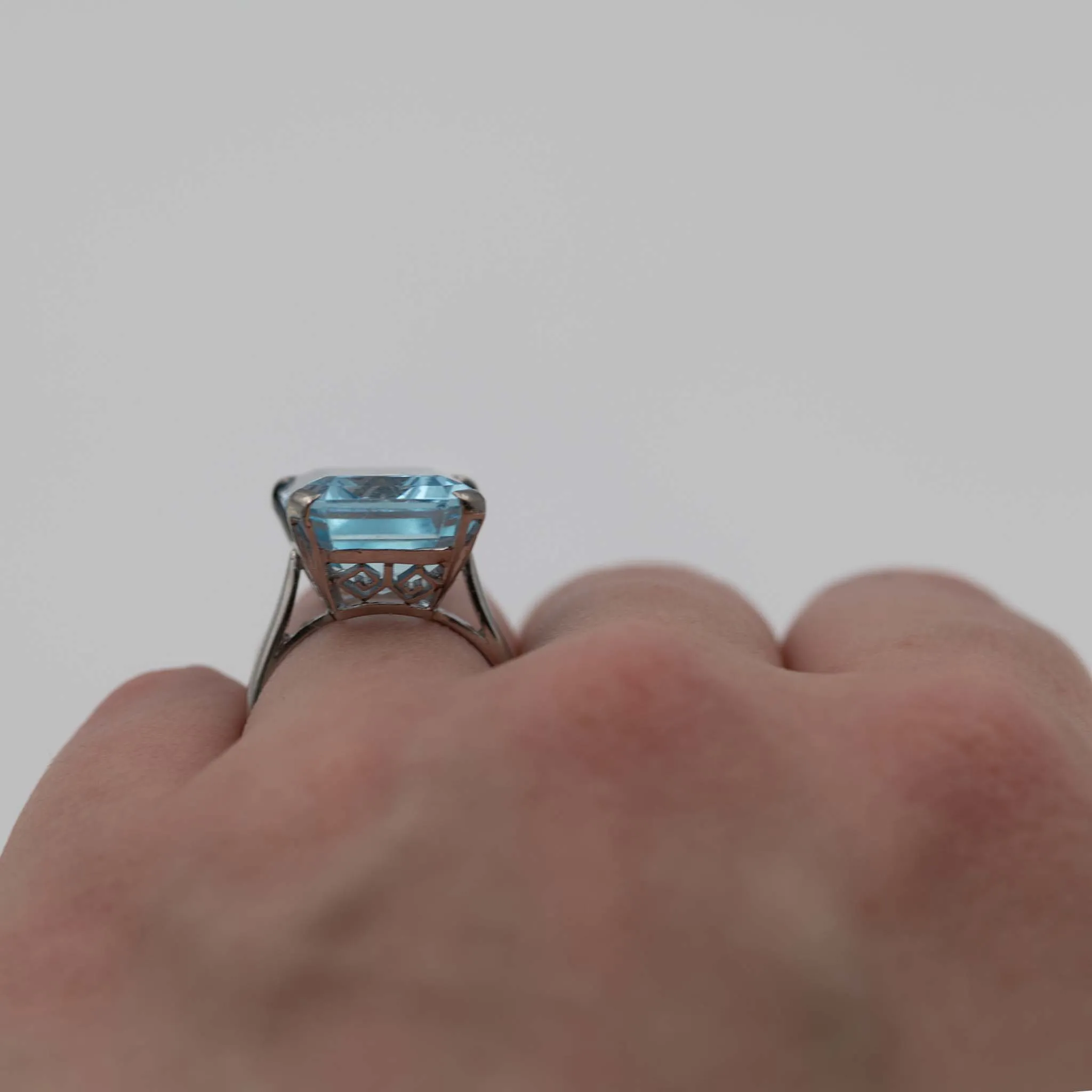 Vintage Platinum 13 Carat Aquamarine Ring