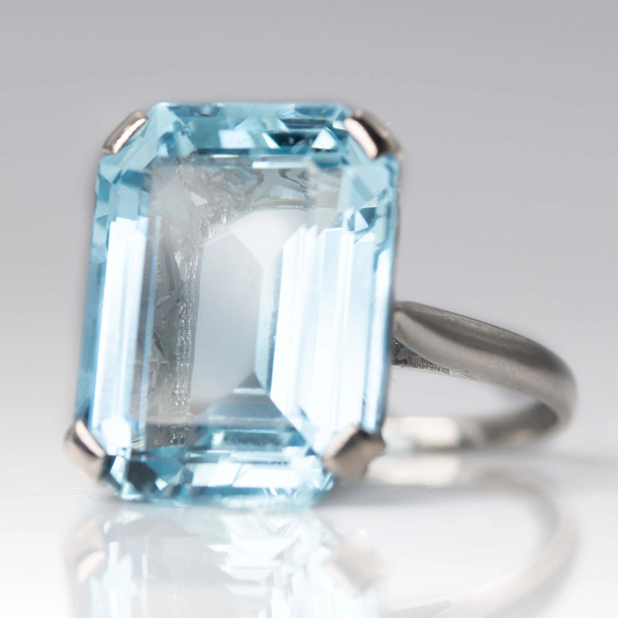 Vintage Platinum 13 Carat Aquamarine Ring