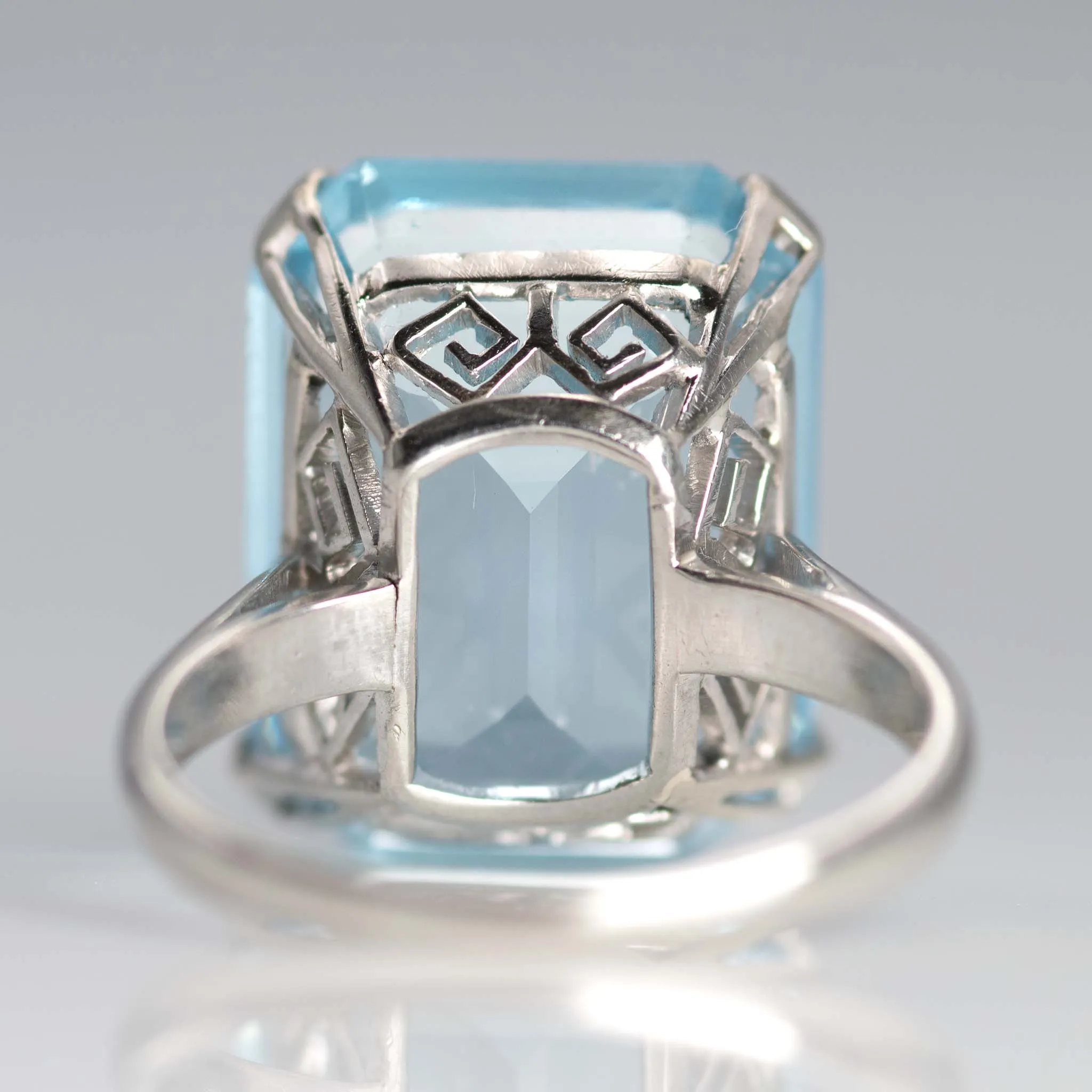 Vintage Platinum 13 Carat Aquamarine Ring